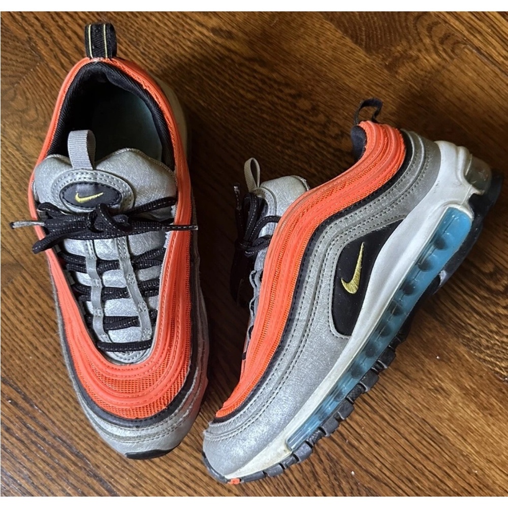 Nike Kids Sneakers - Silver, Orange, and Black